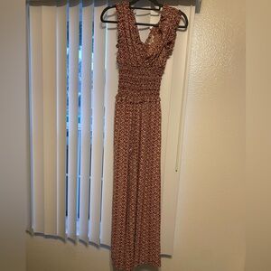 Jumpsuit with pockets!
